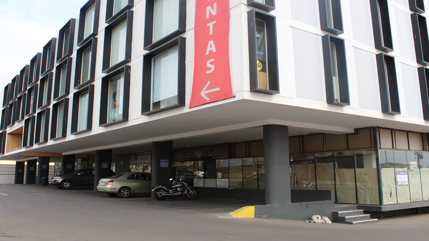 Oficina Edificio Arenas de Amunátegui – La Serena